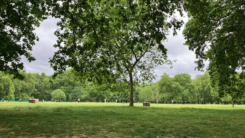 Flat Akerman Road in Greater London