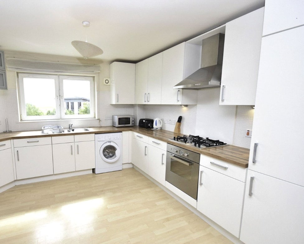 Flat Urquhart Road in Aberdeen City