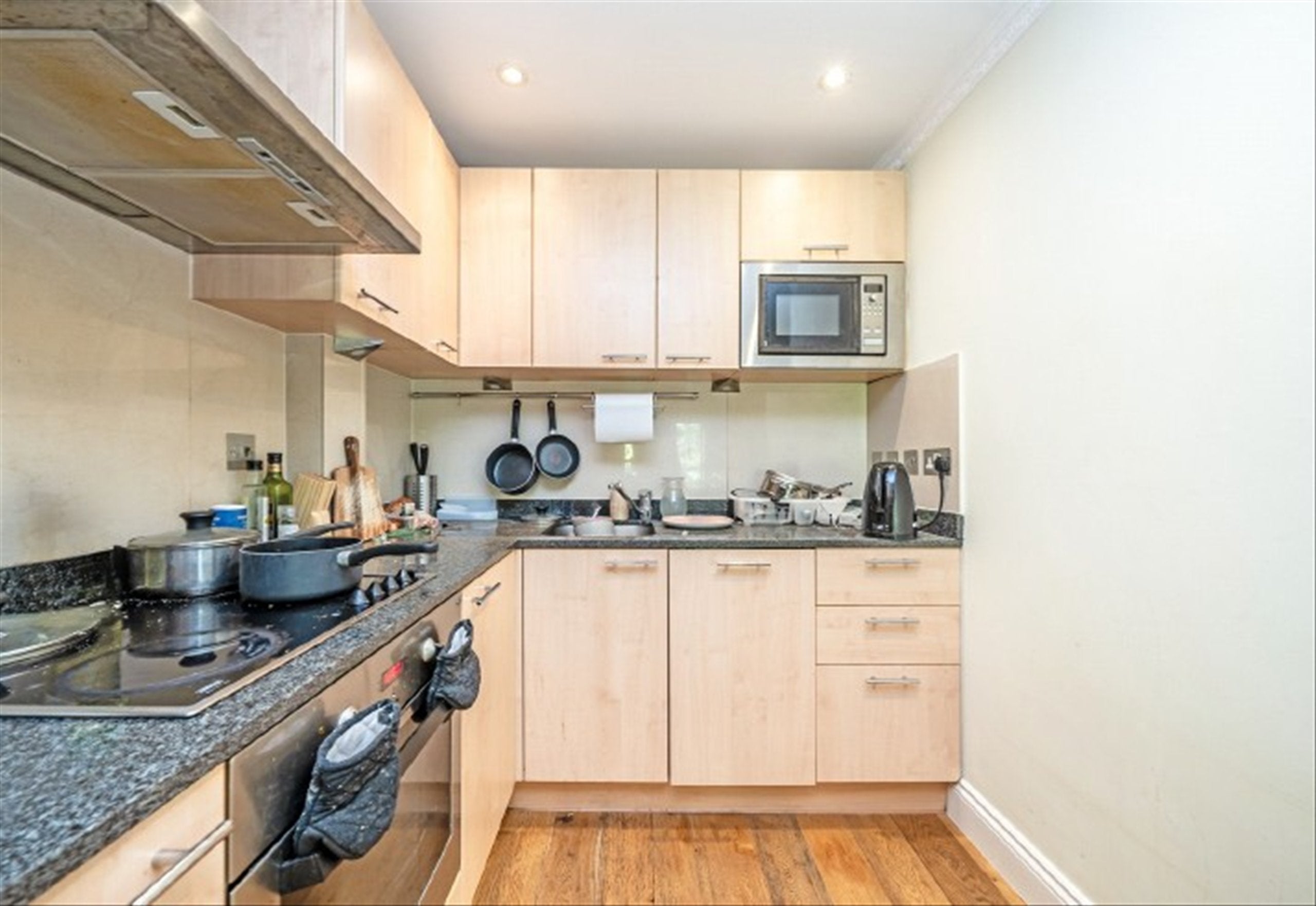 Flat Sussex Gardens in City of Westminster