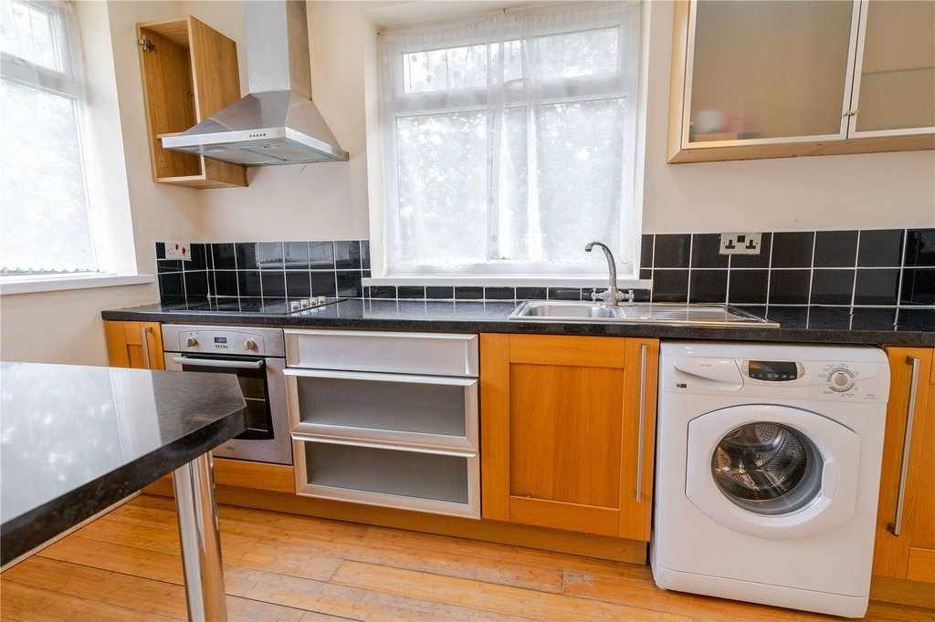 Flat Silvington Close in Birmingham