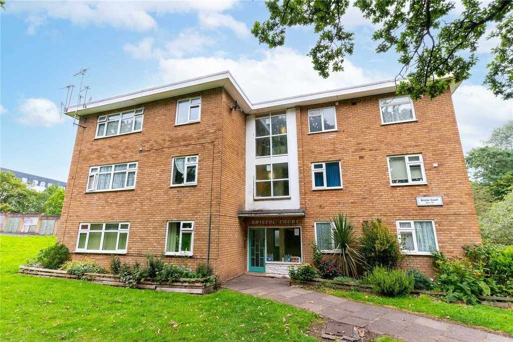 Flat Silvington Close in Birmingham