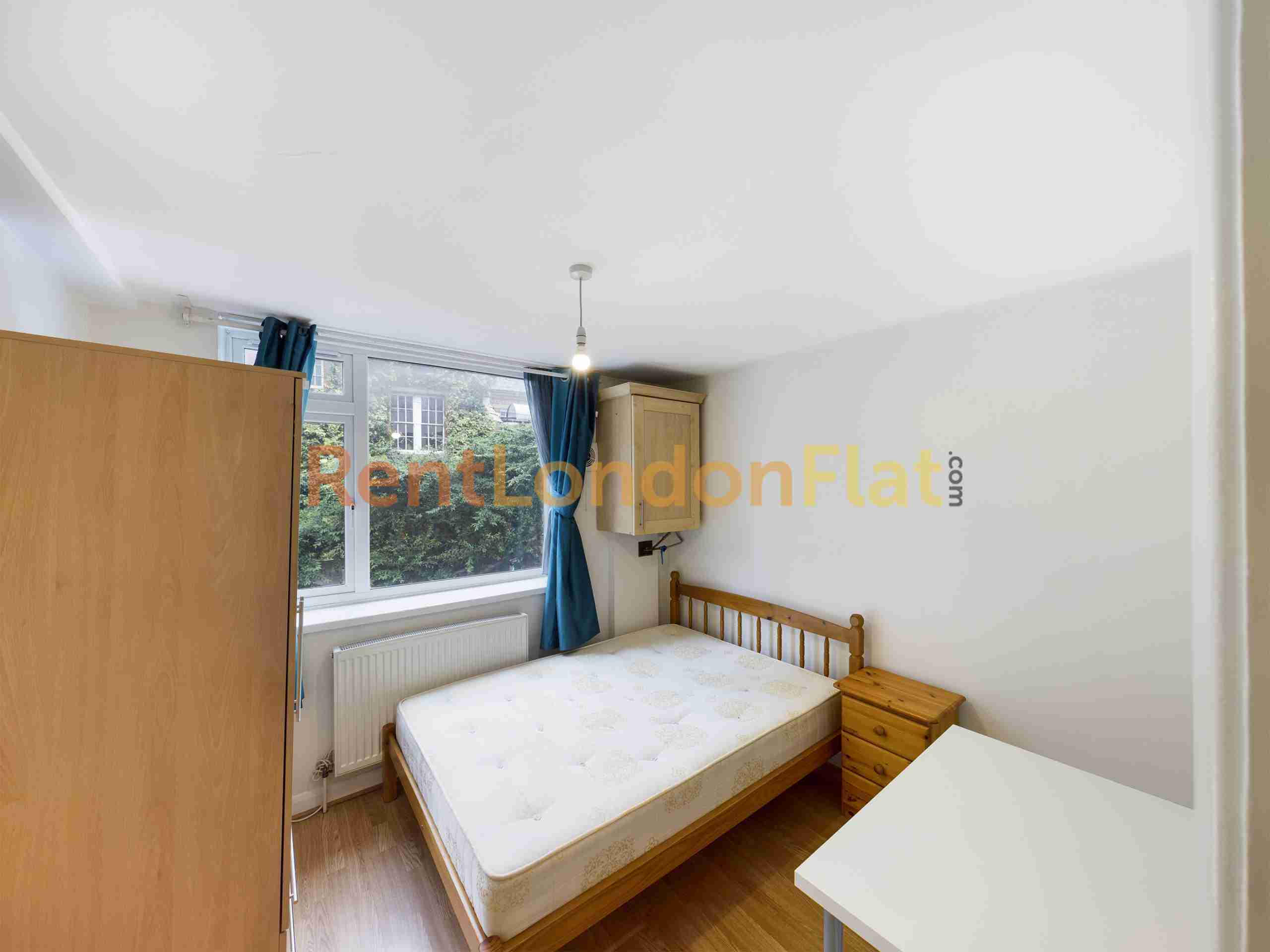 Flat Johnson Street in Greater London