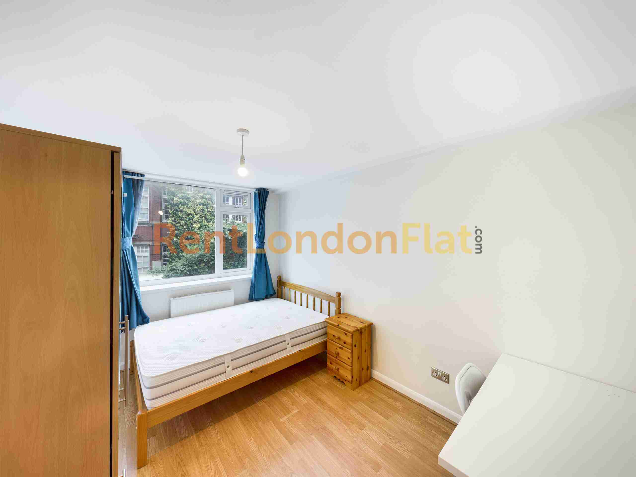 Flat Johnson Street in Greater London