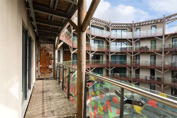 Flat Islington Green in Greater London