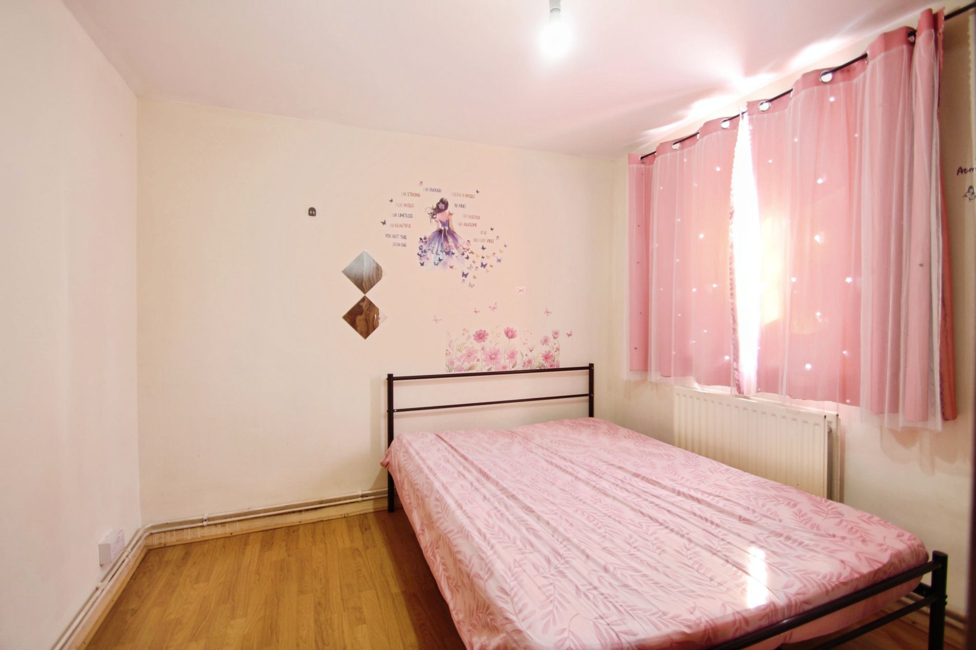 House Braybourne Close in Greater London