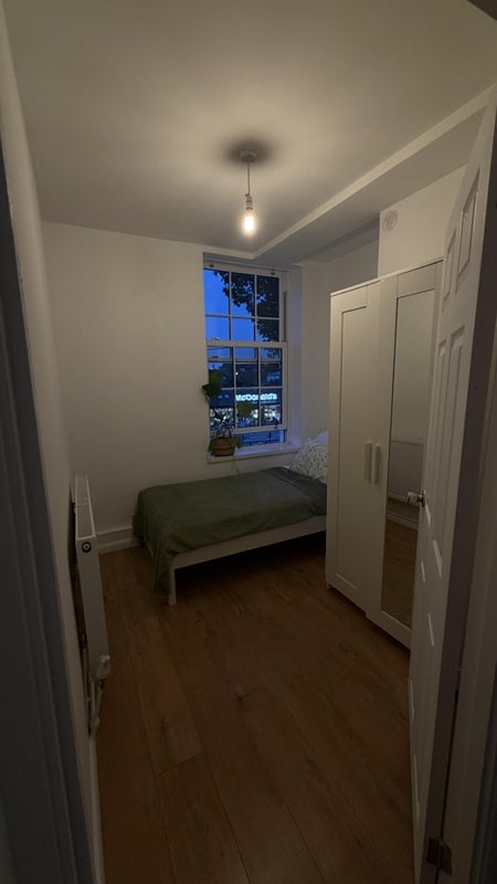 Room Evelyn Street in Greater London