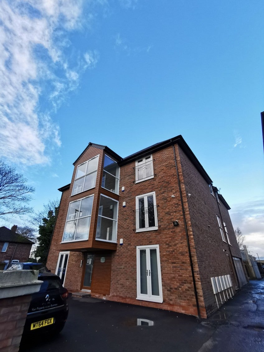Flat Platt Lane in Manchester