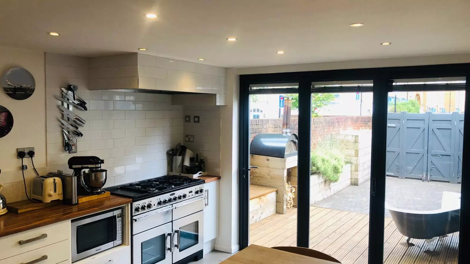 Room Goldman Close in Greater London
