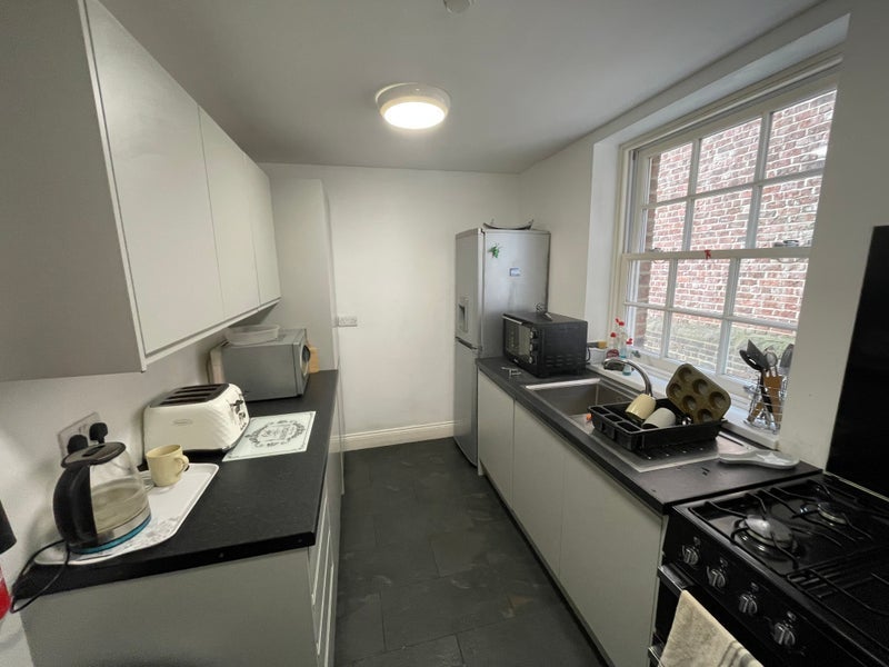 Room Westgate Road in Newcastle upon Tyne