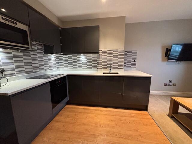 Flat Godwin Court in Swindon