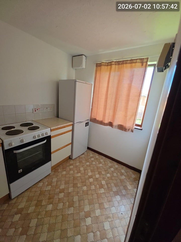 Flat Saint James Lane in Dartford