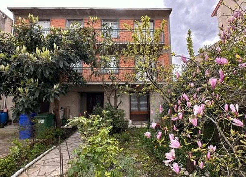 Flat Viaduc de Drancy in Drancy
