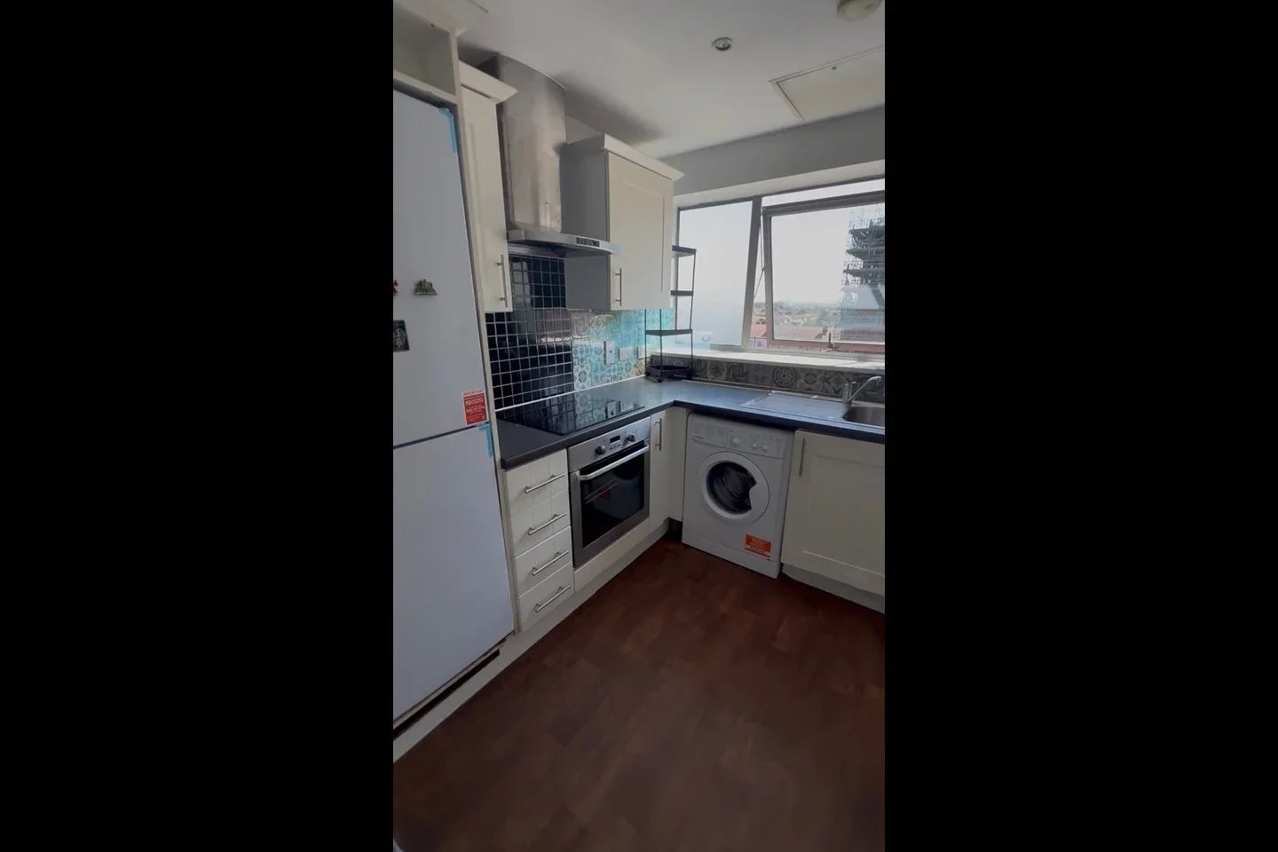 Flat Havelock Street in Greater London