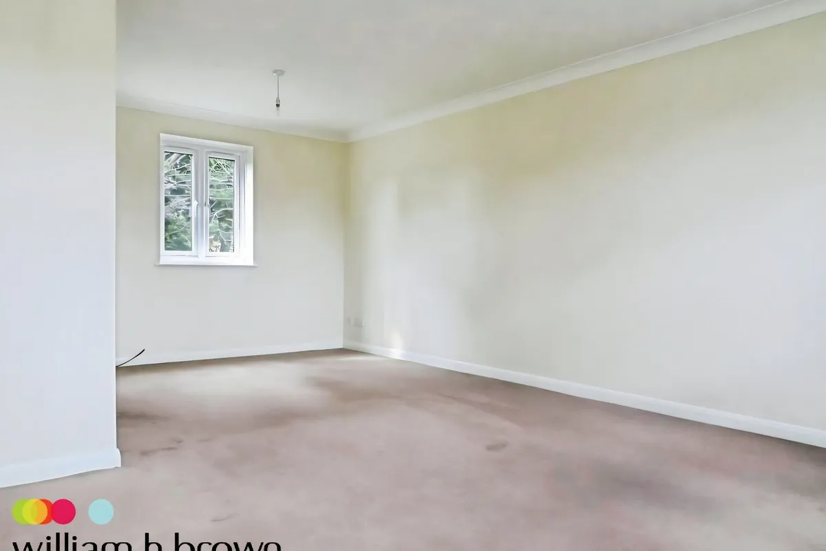 Flat Abels Road in Halstead