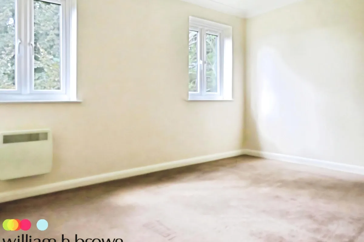 Flat Abels Road in Halstead