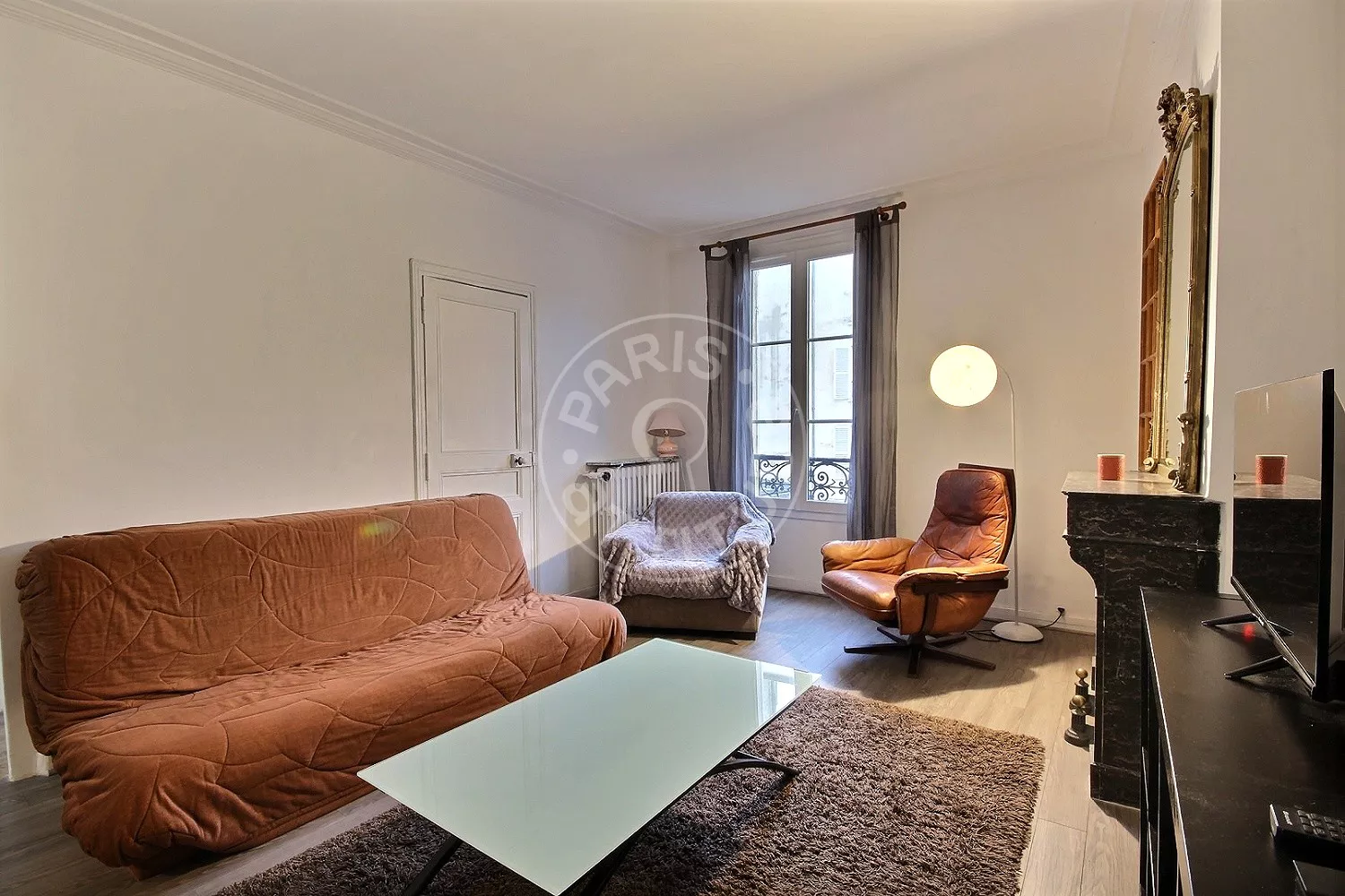 Flat Rue de l'Arrivée in Paris