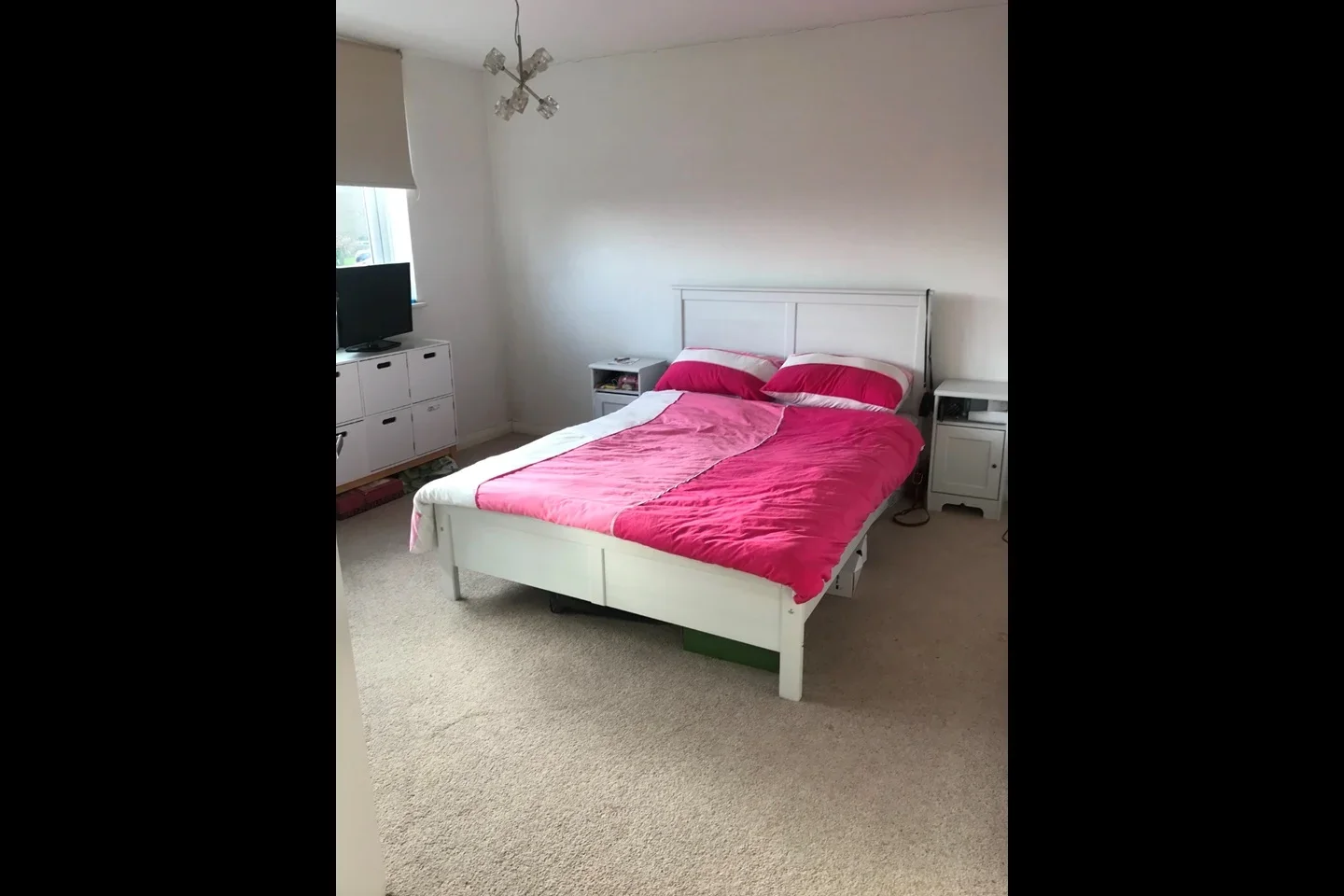 Flat Sheepcote Road in Greater London