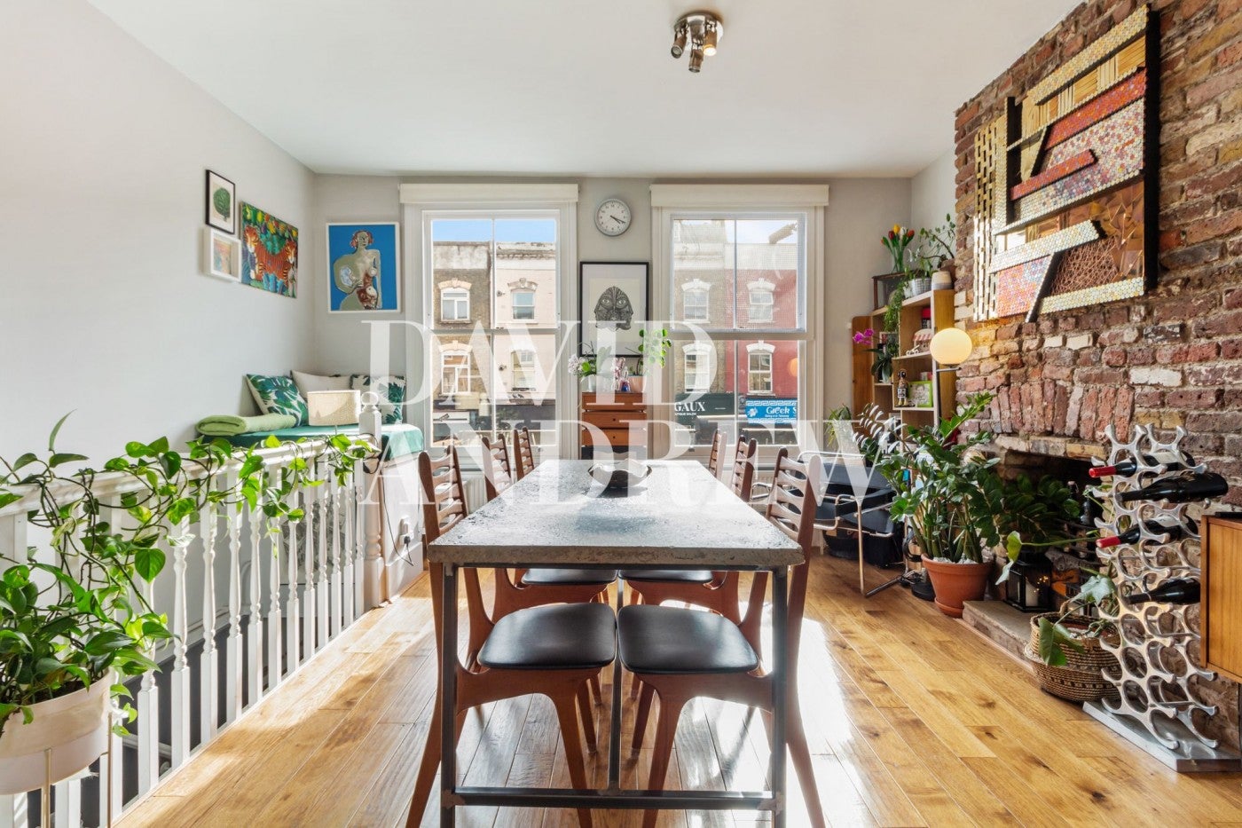 Flat Blackstock Road in Greater London