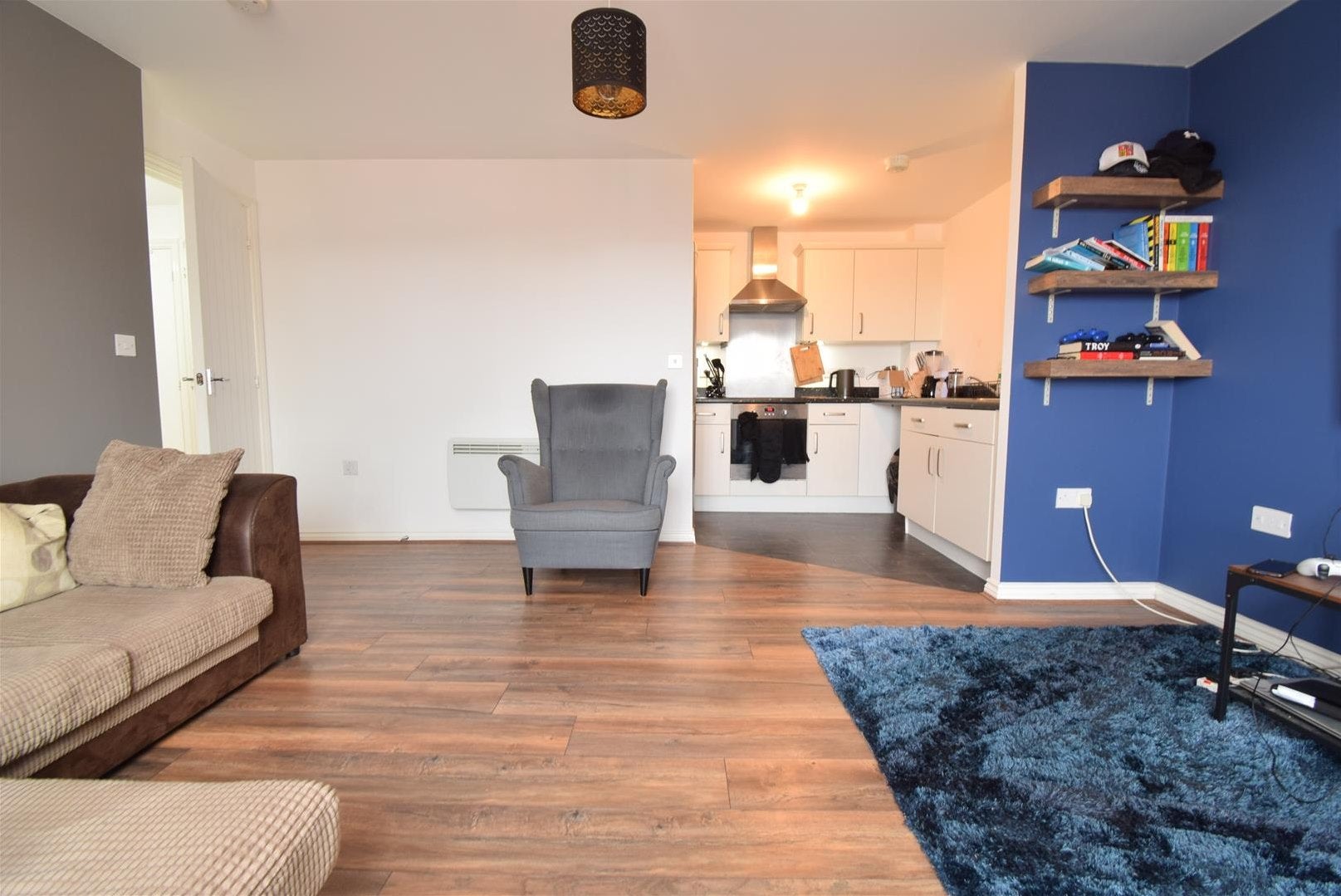 Flat Micklewait Avenue in Wakefield