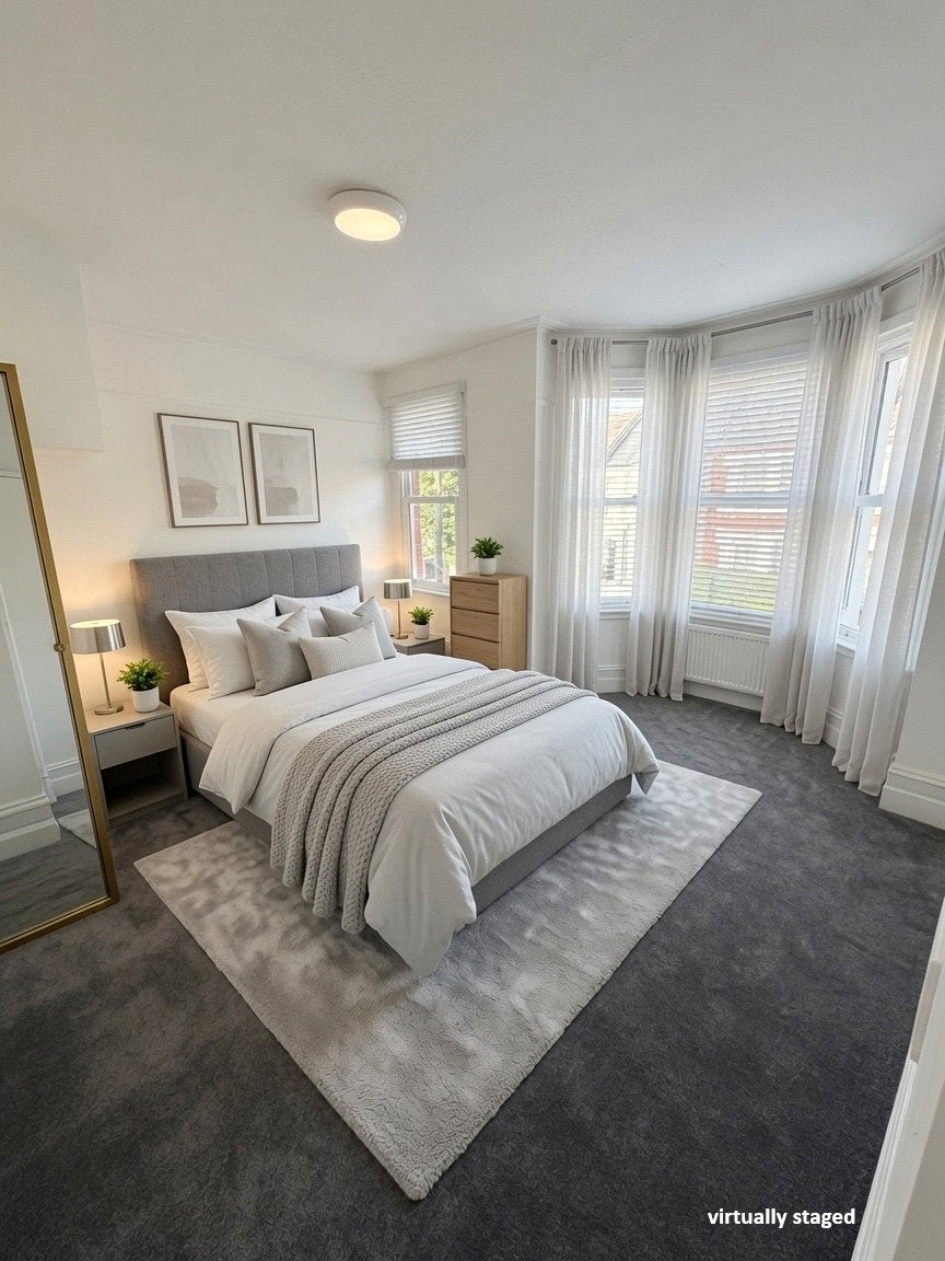 Flat Churchill Road in Greater London