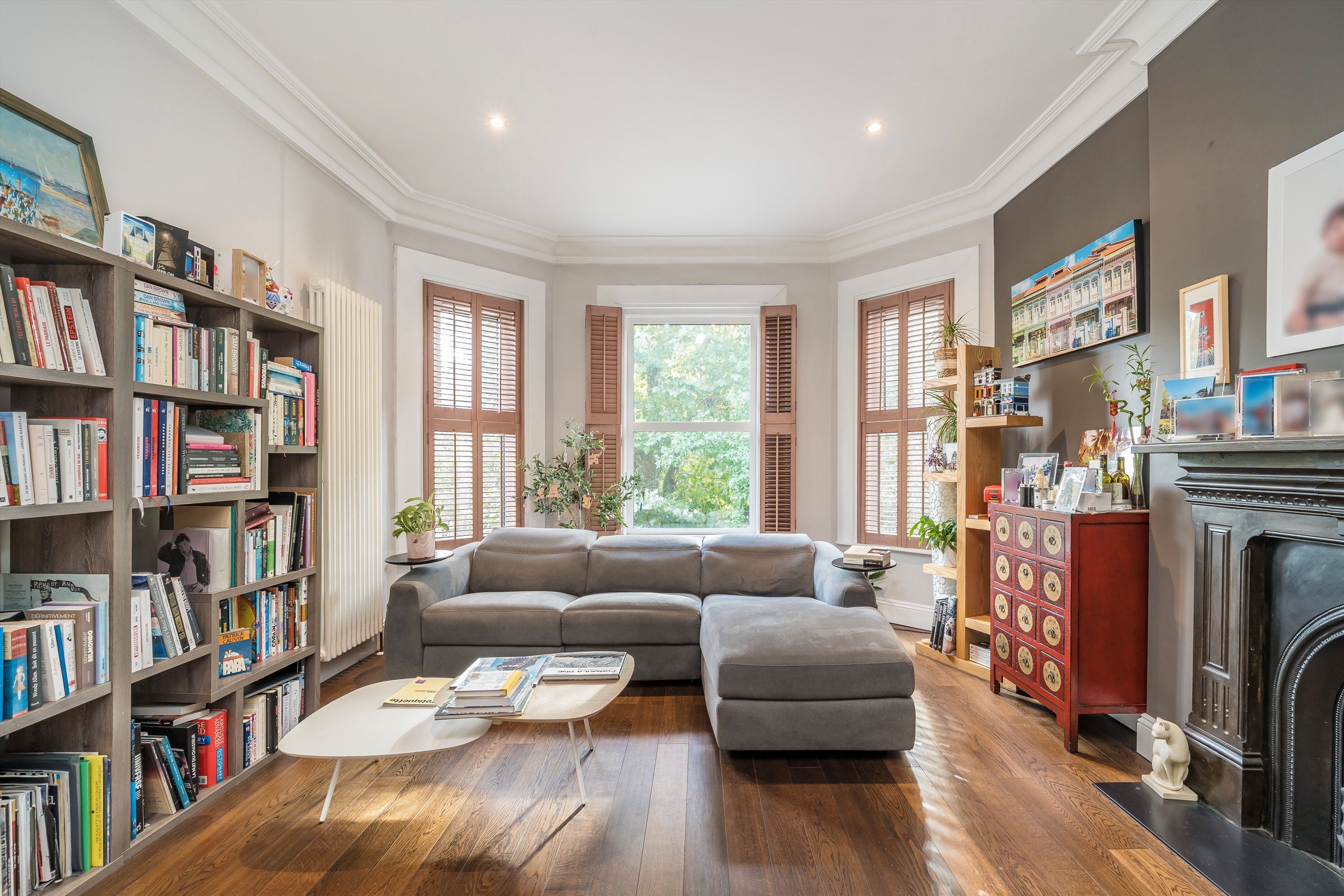 Flat Chevening Road in Greater London