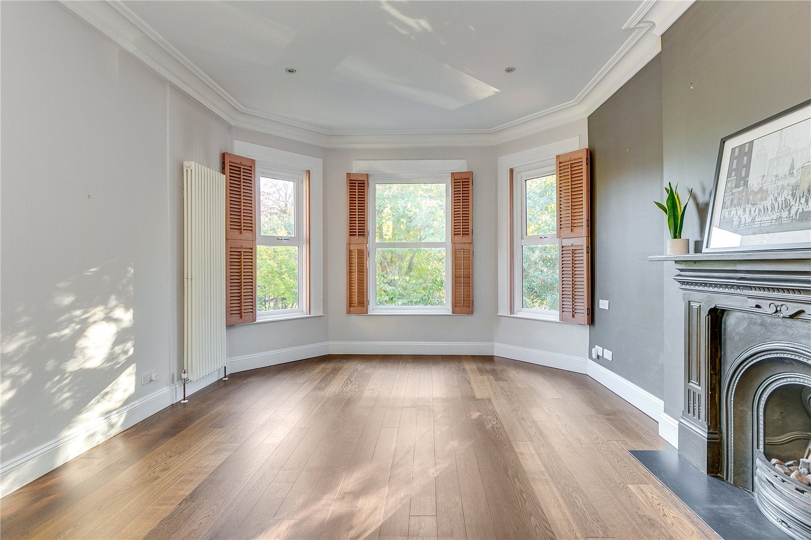 Flat Chevening Road in Greater London