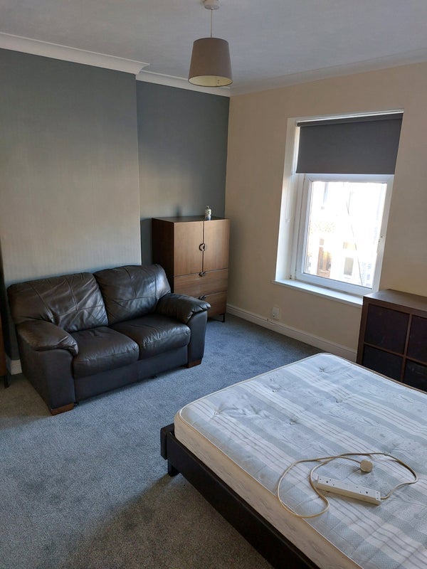 Room Seymour Street in Cardiff