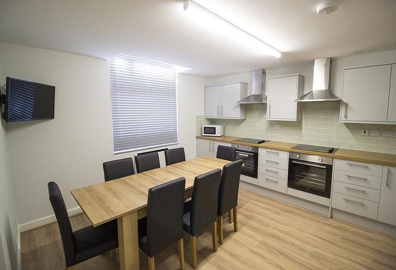Room Mansfield Road in Nottingham