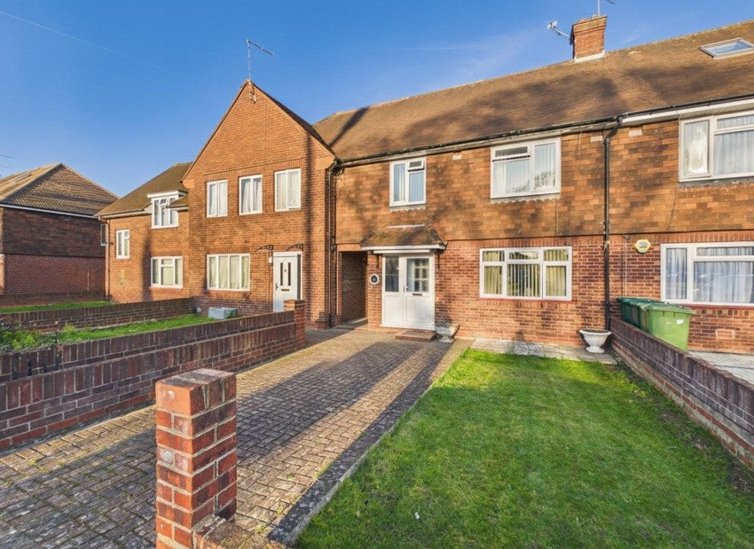 House Convent Road in Borough of Spelthorne