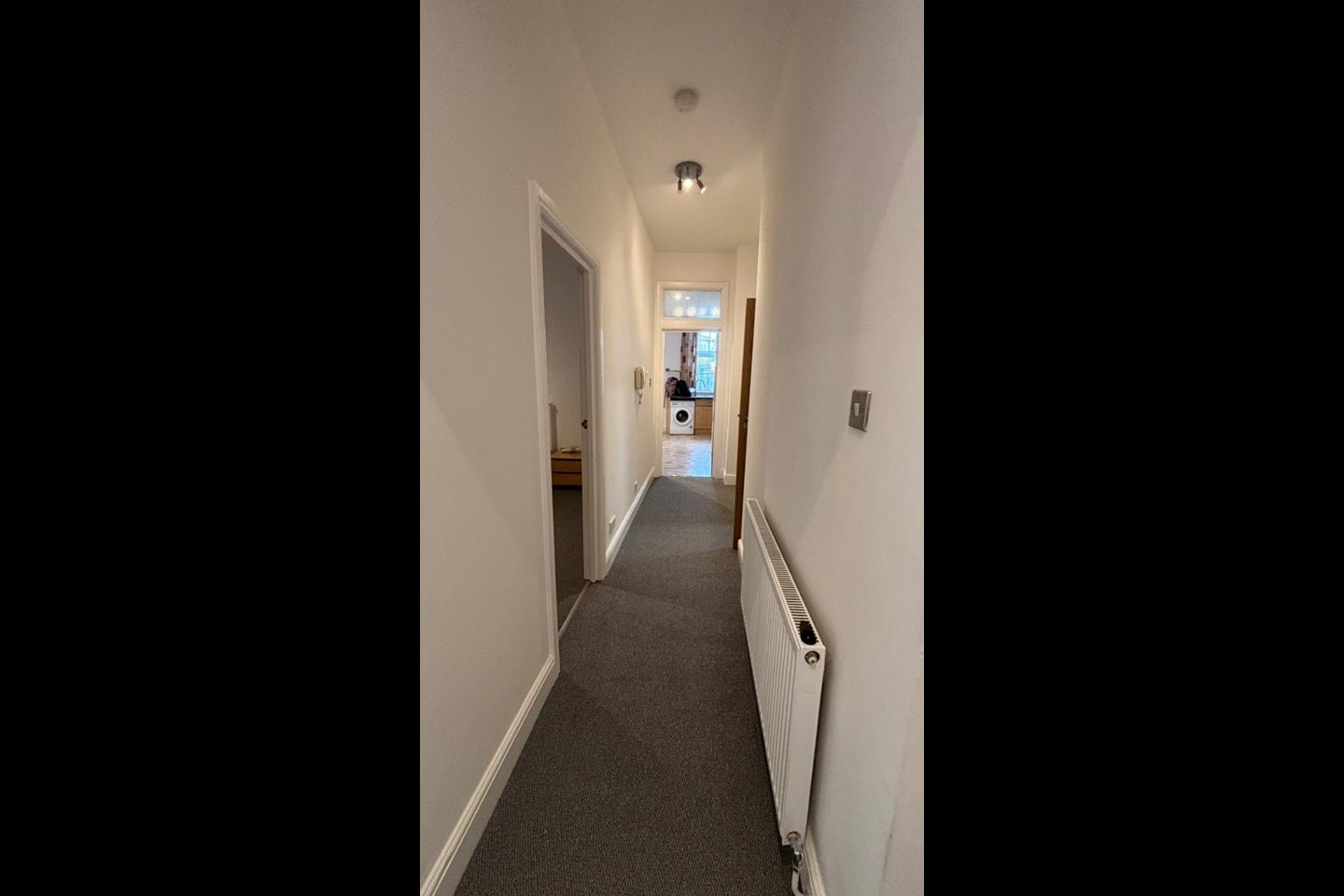 Flat Bolton Crescent in Greater London