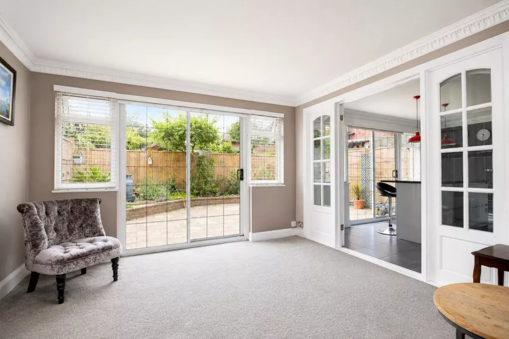 House Oakenwood in Mole Valley