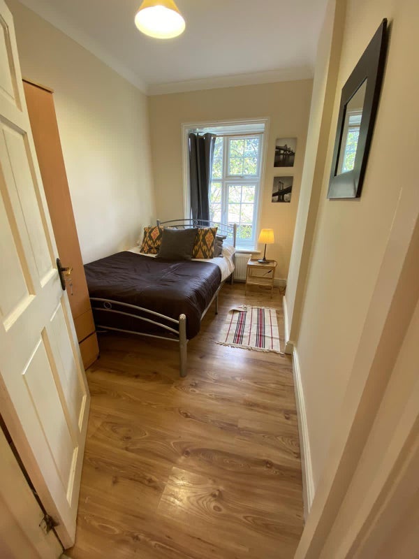 Room Upper Tulse Hill in Greater London