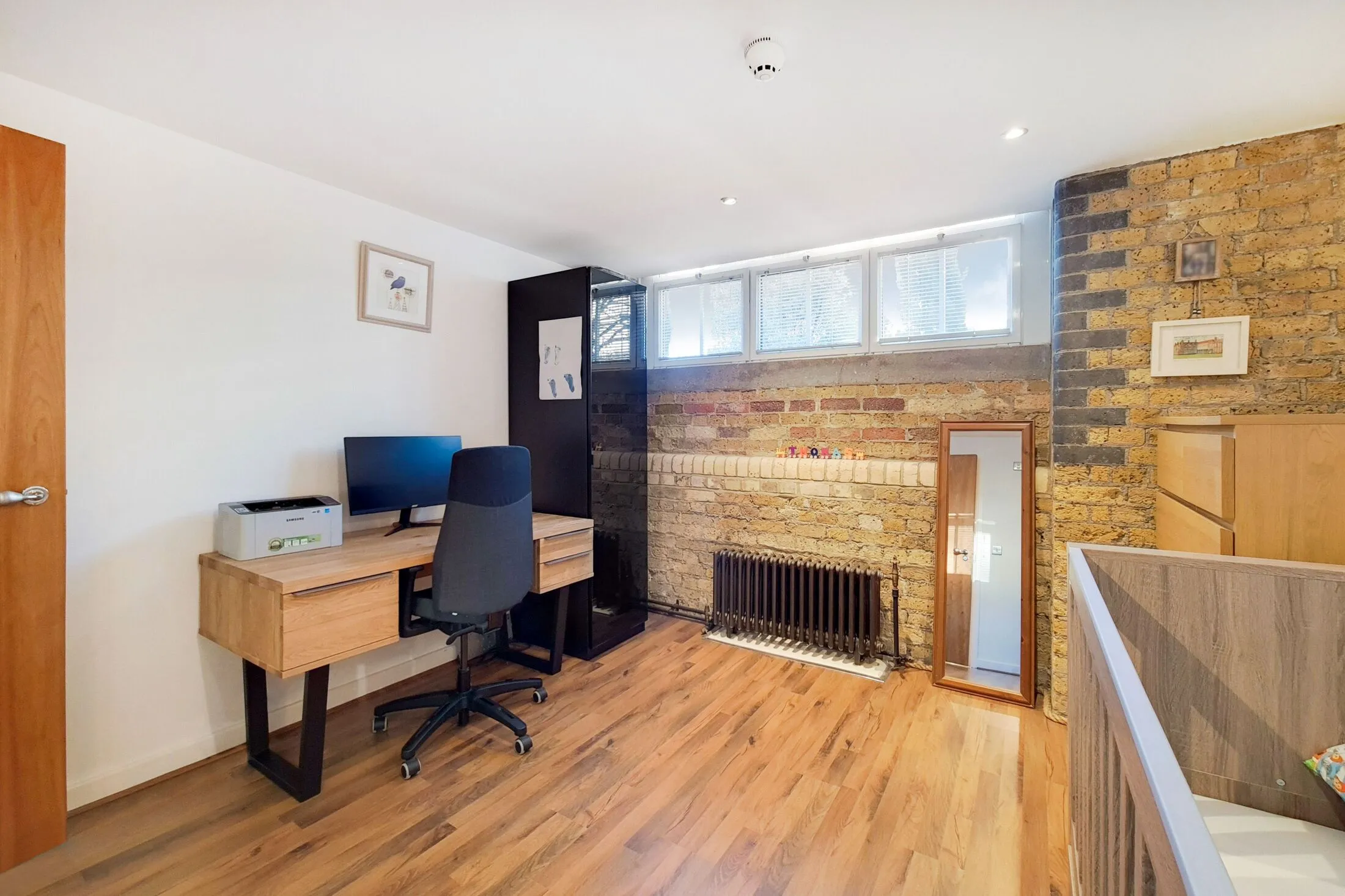Flat Marlborough Road in Greater London