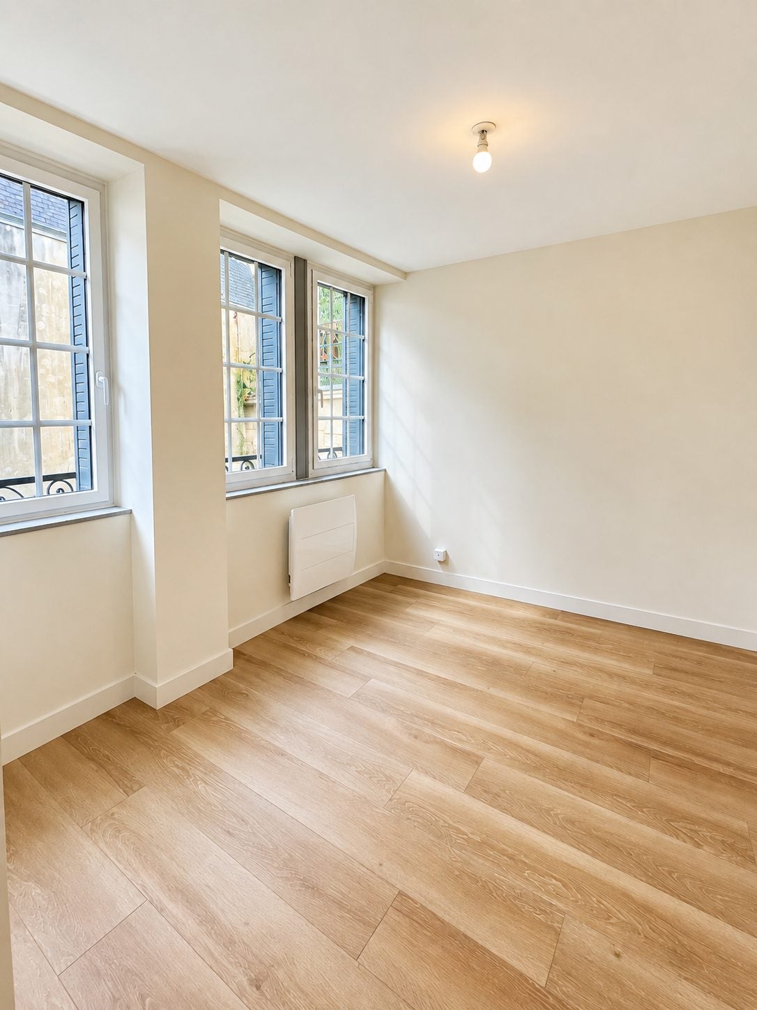 Flat Rue François Guhur in Auray