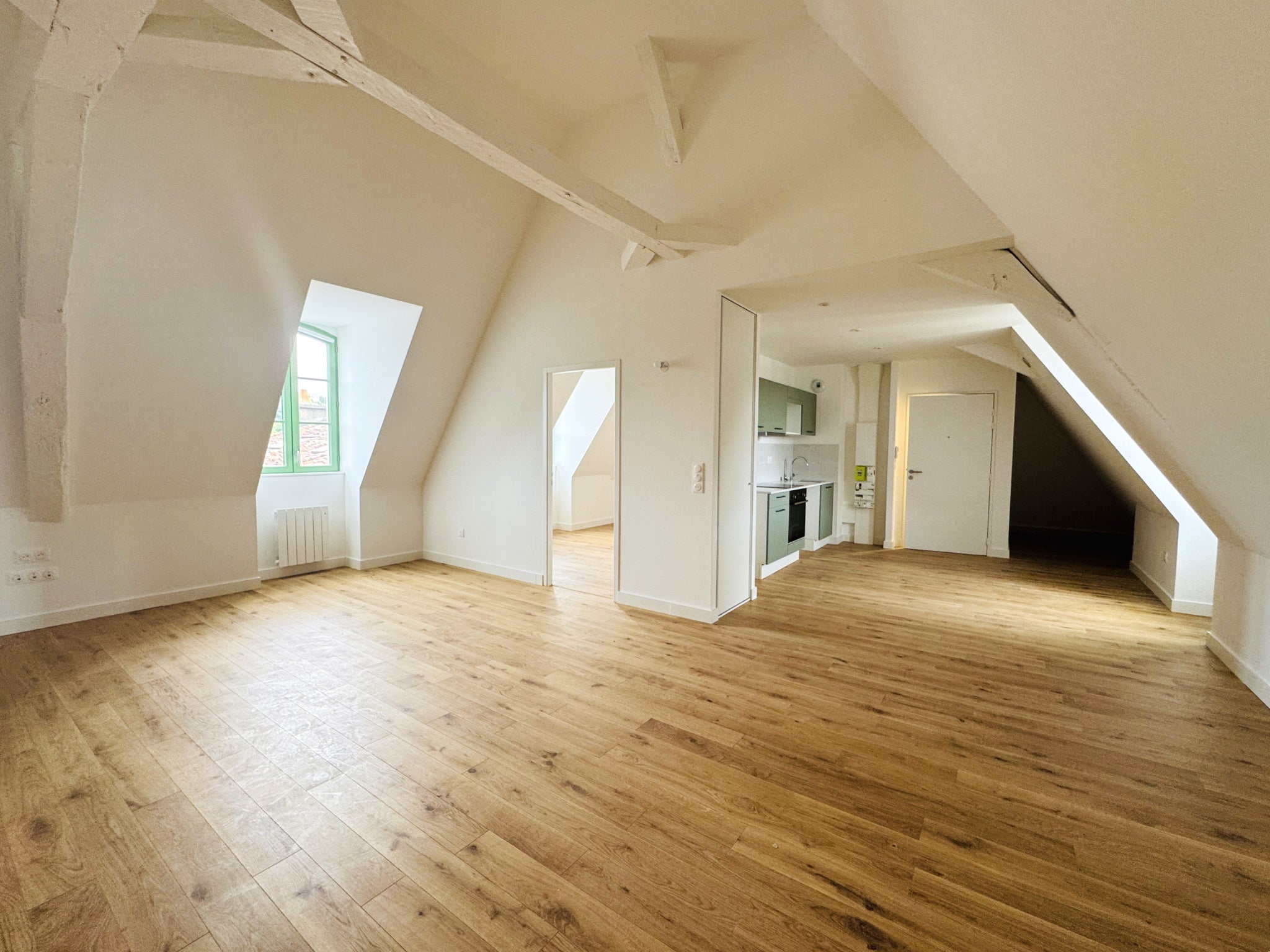 Appartement Place Montierneuf à Poitiers