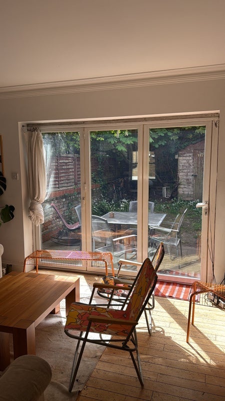 Room Balls Pond Road in Greater London