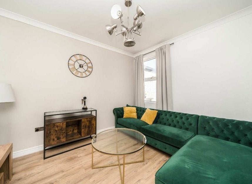 House Aliwal Road in Greater London
