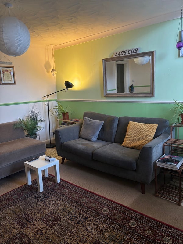 Room Dundas Street in Bonnyrigg