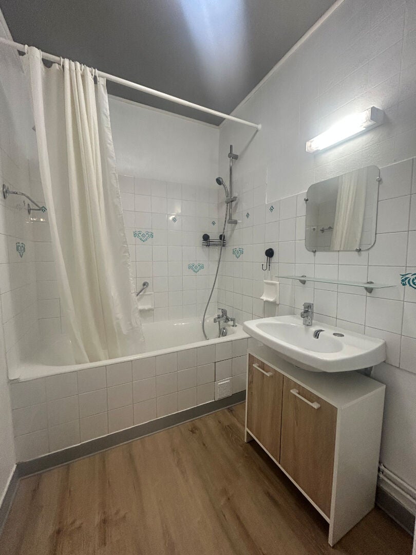 Appartement Rue Henri Servain à Saint-Brieuc