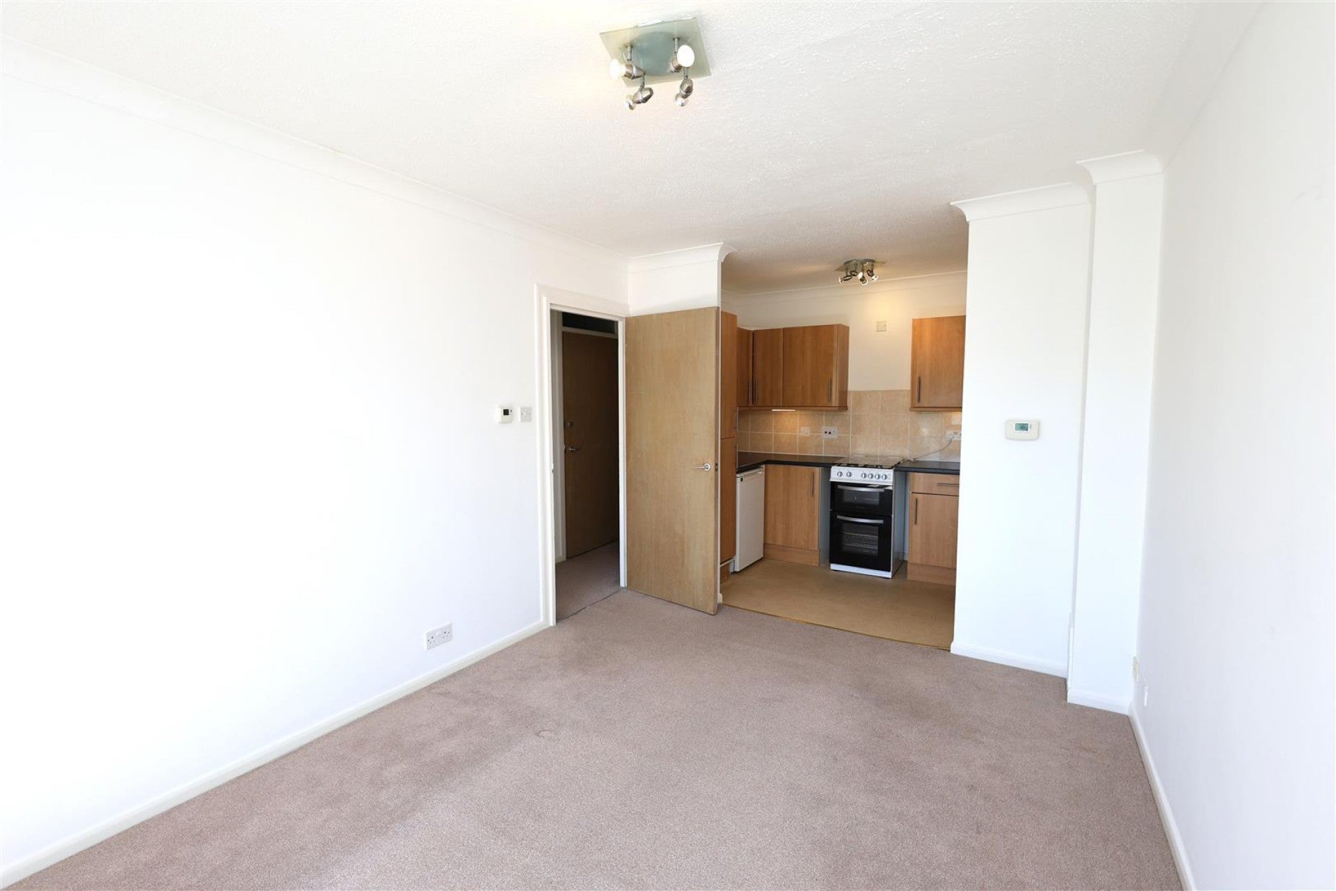 Flat Granville Road in Sevenoaks