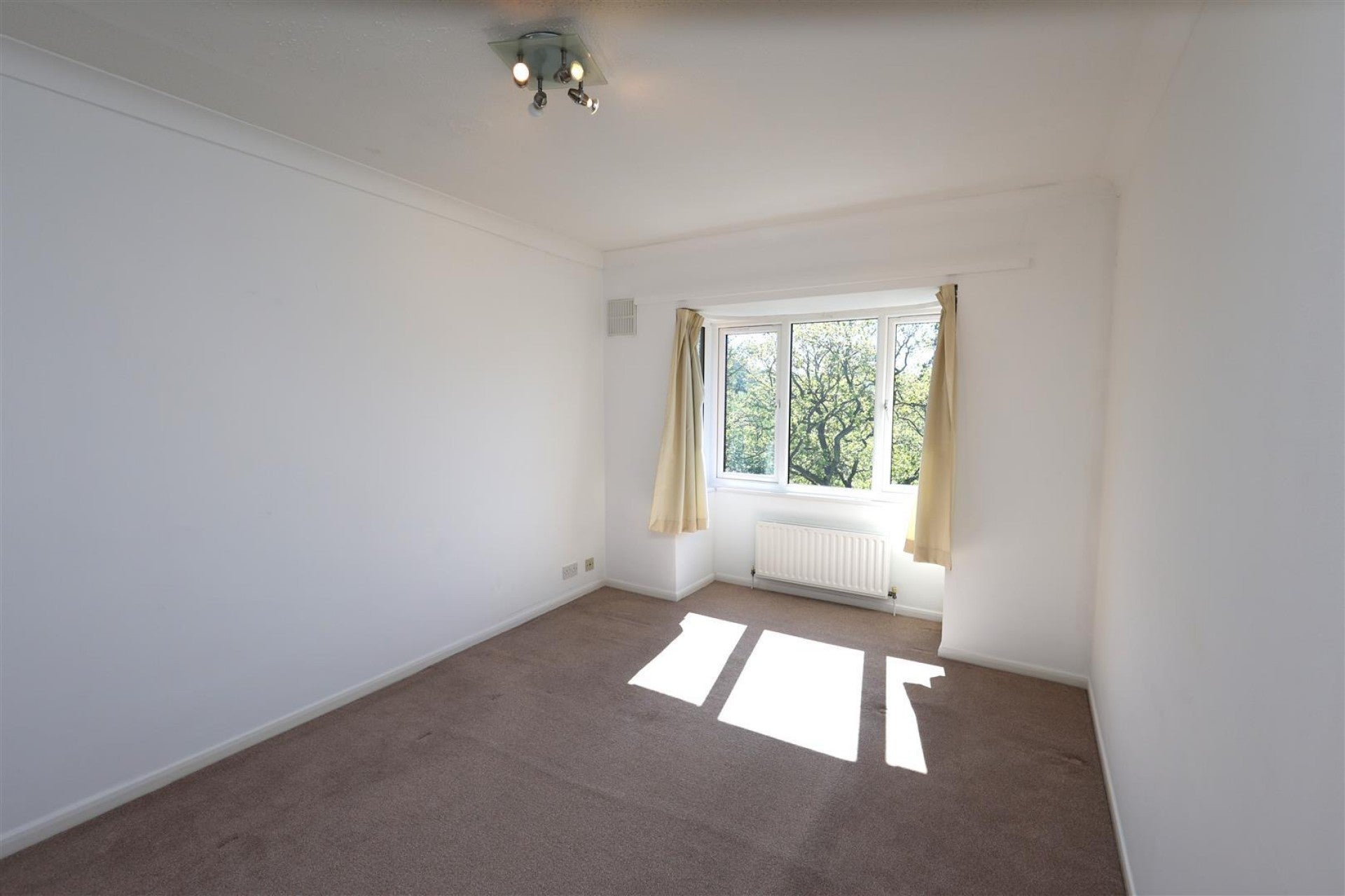 Flat Granville Road in Sevenoaks