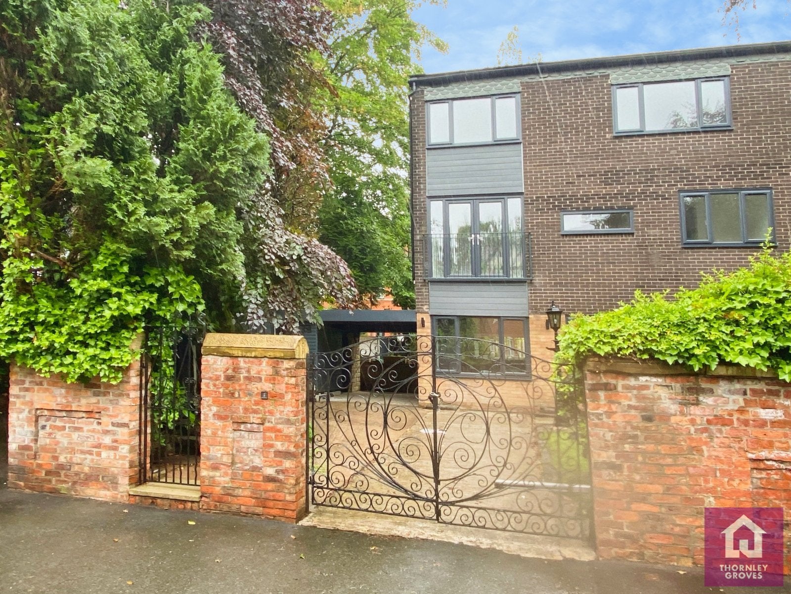 House Mersey Road in Manchester