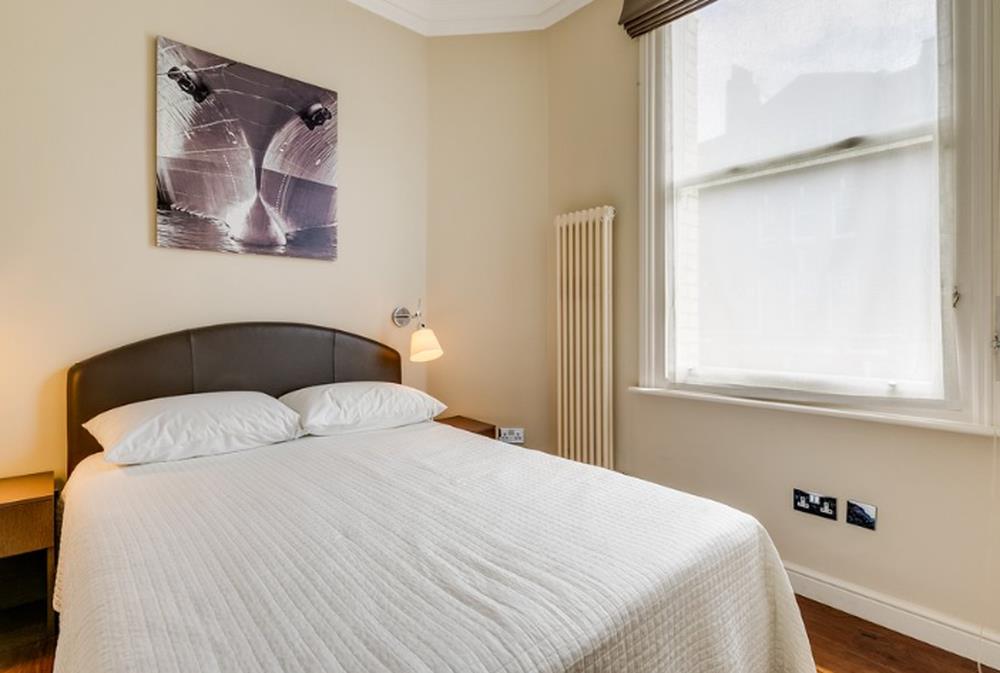 Flat Allsop Place in City of Westminster