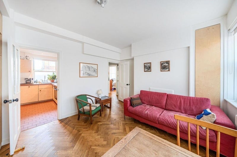 Flat Tyers Gate in Greater London