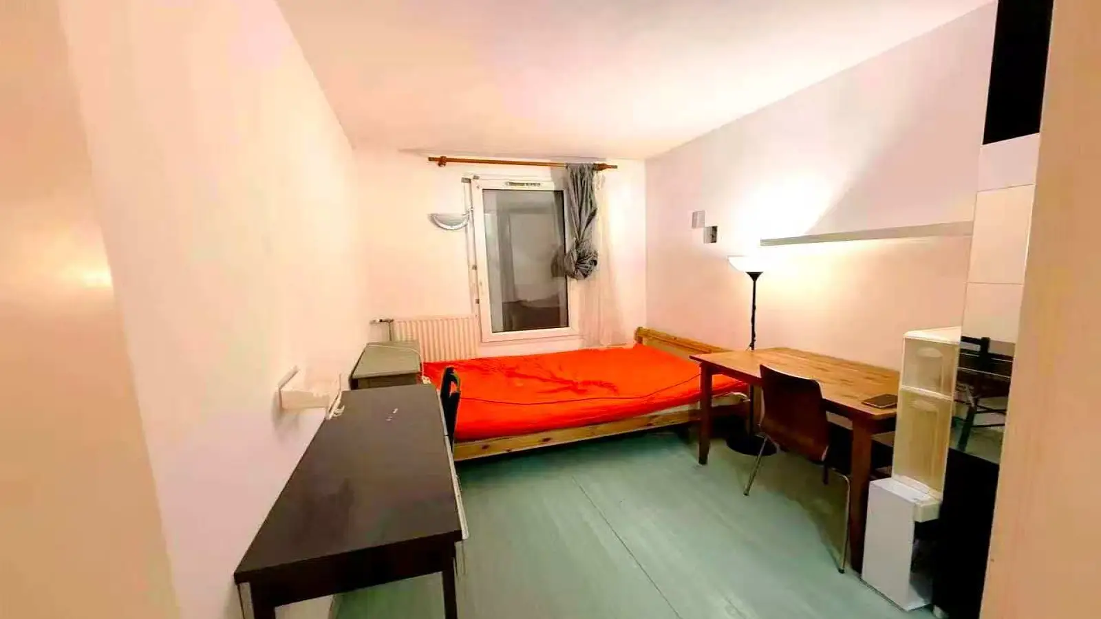 Flat A 86 in Nanterre