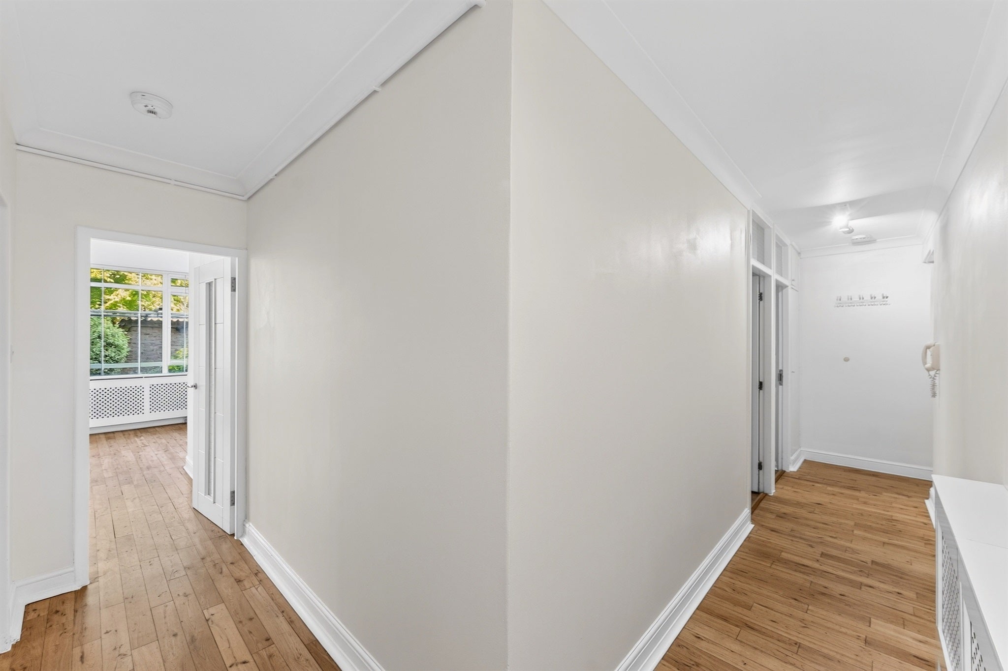 Flat Princes Way in Greater London