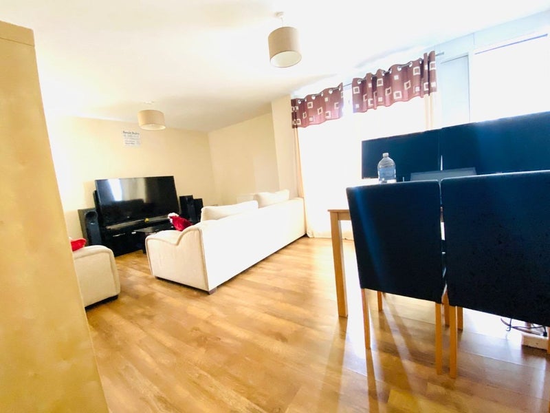 Room Erebus Drive in Greater London