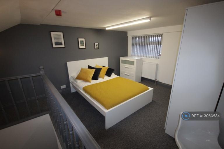 Room Alpha Street in Salford