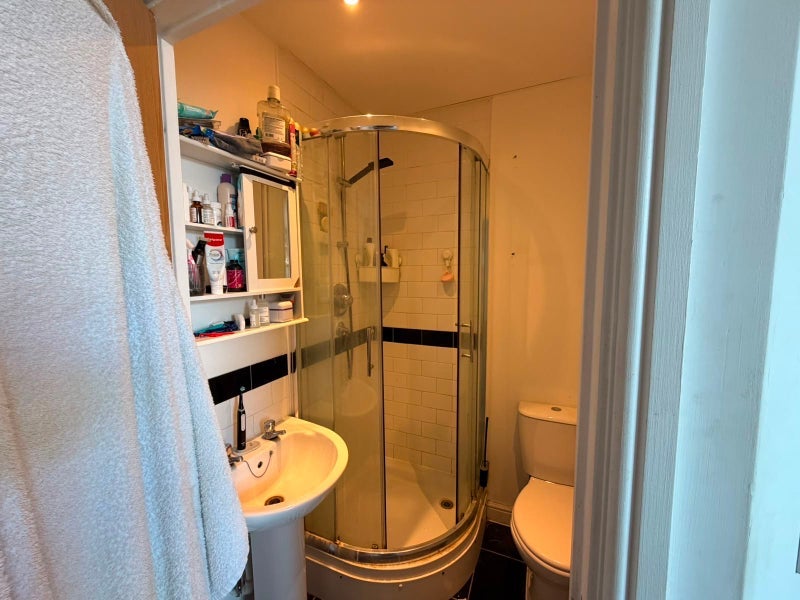 Room Martello Street in Greater London