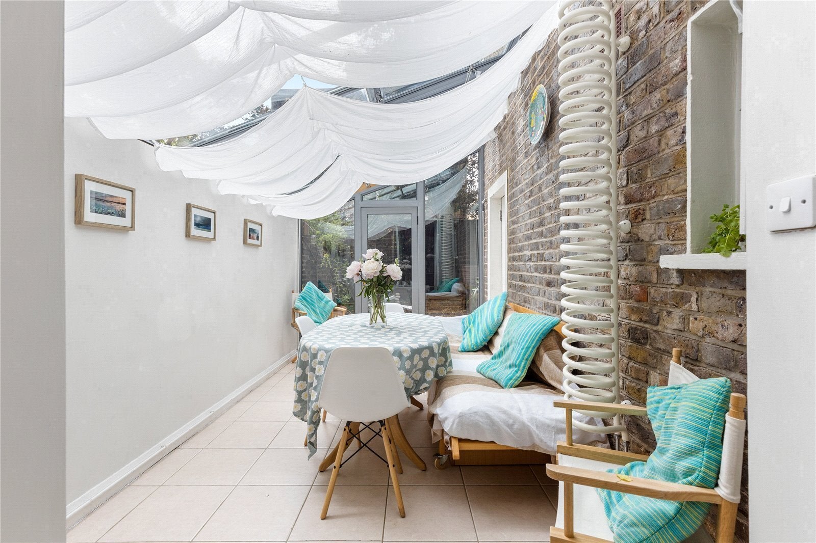 Flat Sunderland Terrace in City of Westminster